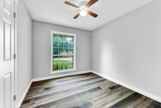 3813 W Harrison Street, Springfield, MO 65802