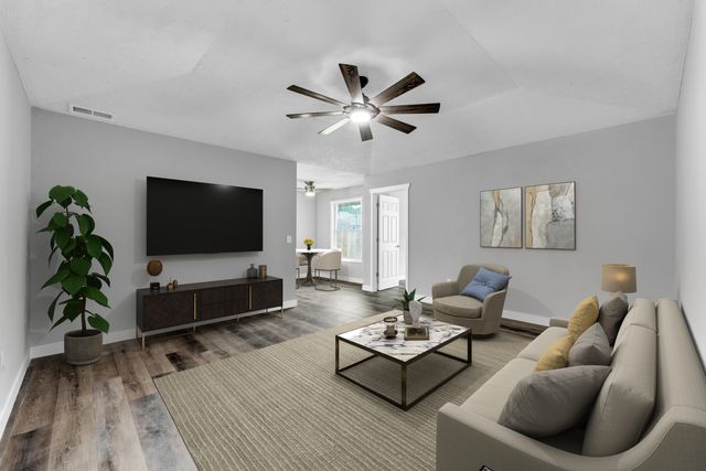 3813 W Harrison Street, Springfield, MO 65802