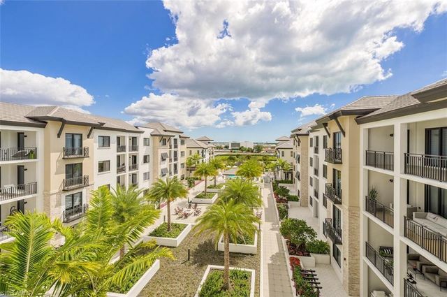 1135 3RD AVE S # 209, Naples, FL 34102