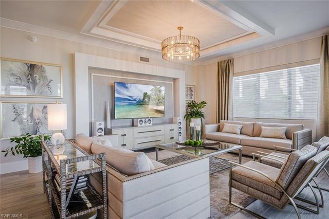 1135 3RD AVE S # 209, Naples, FL 34102