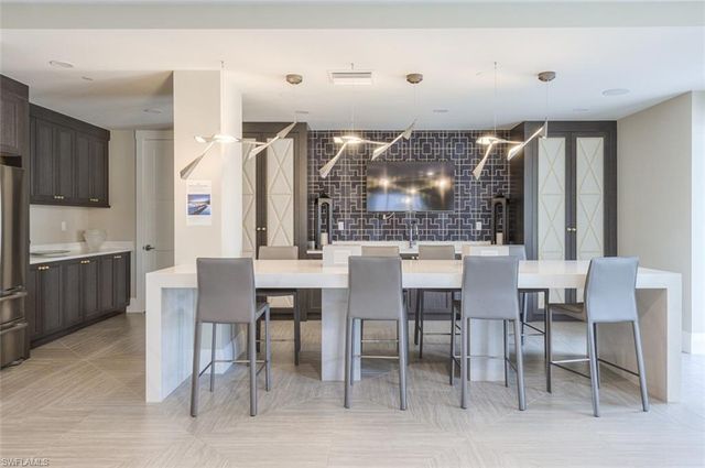 1135 3RD AVE S # 209, Naples, FL 34102