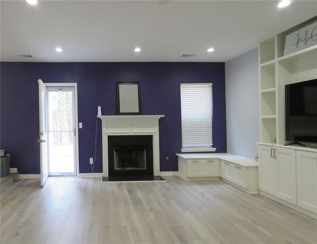 328 Baywood Way, Hiram, GA 30141