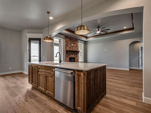 2218 W Cole Drive, Mustang, OK 73064