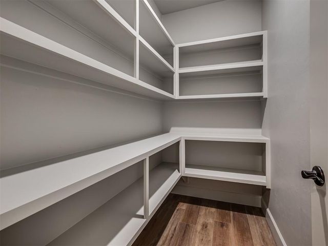 2218 W Cole Drive, Mustang, OK 73064