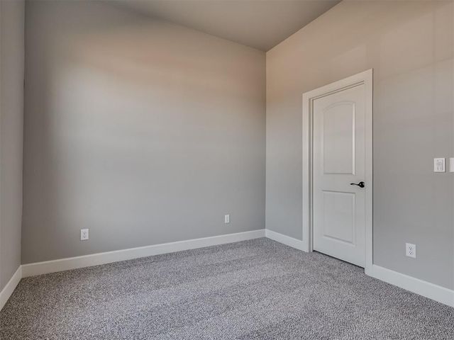 2218 W Cole Drive, Mustang, OK 73064