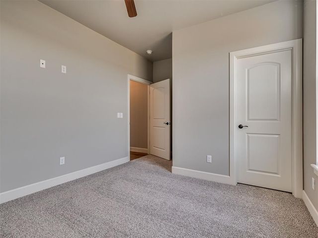 2218 W Cole Drive, Mustang, OK 73064