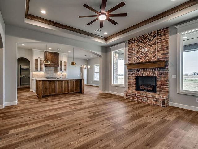 2218 W Cole Drive, Mustang, OK 73064