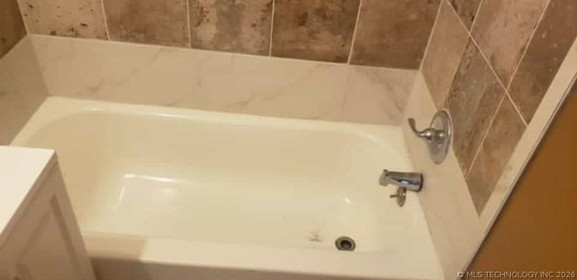 3129 N Lansing Place E, Tulsa, OK 74106