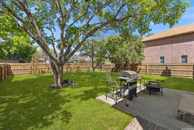 9615 Hillside Trail, San Antonio, TX 78250