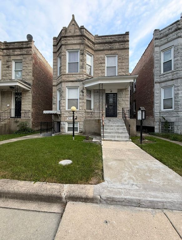4111 W Cullerton Street 1, Chicago, IL 60623