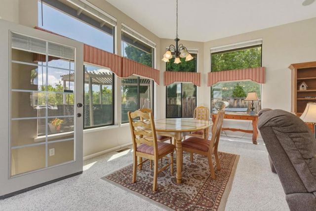 1290 Sonnys Way, Hollister, CA 95023
