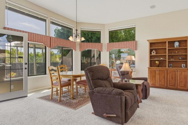 1290 Sonnys Way, Hollister, CA 95023
