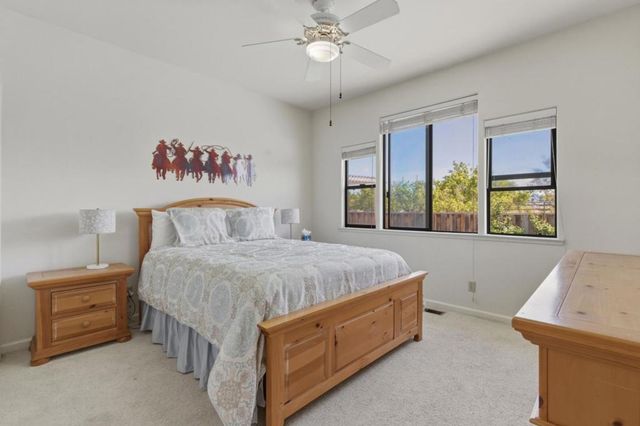 1290 Sonnys Way, Hollister, CA 95023