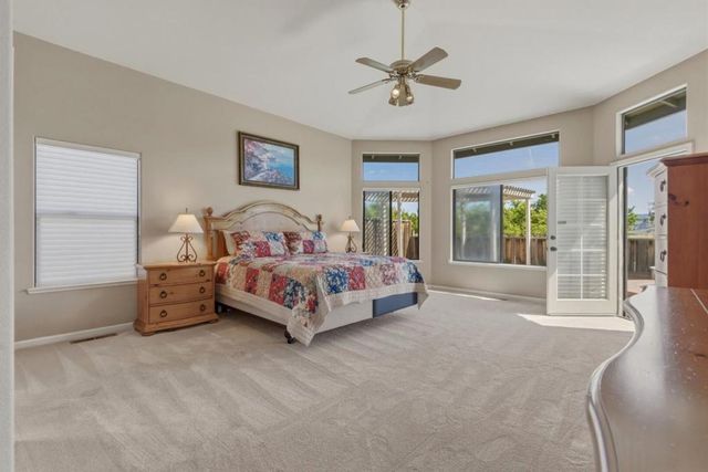 1290 Sonnys Way, Hollister, CA 95023