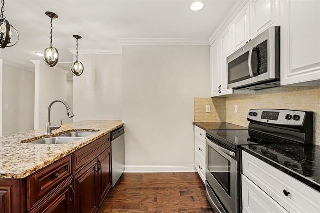 535 Putters Court, Johns Creek, GA 30022