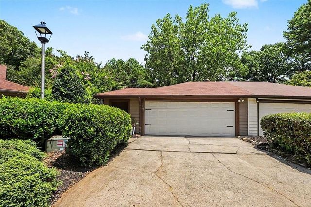 535 Putters Court, Johns Creek, GA 30022