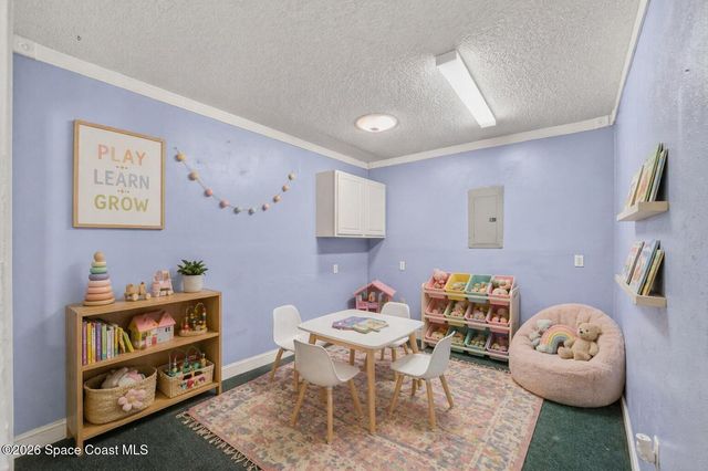 1706 Apache Street NE, Palm Bay, FL 32907