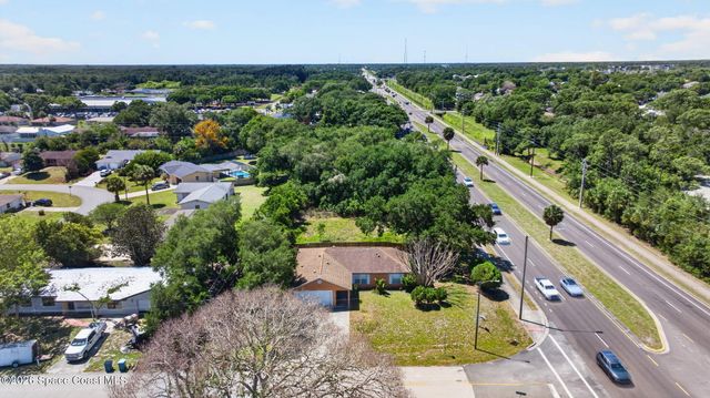 1706 Apache Street NE, Palm Bay, FL 32907