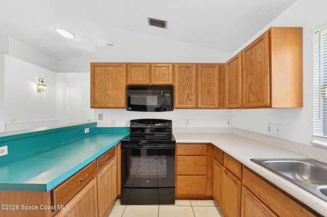 1706 Apache Street NE, Palm Bay, FL 32907