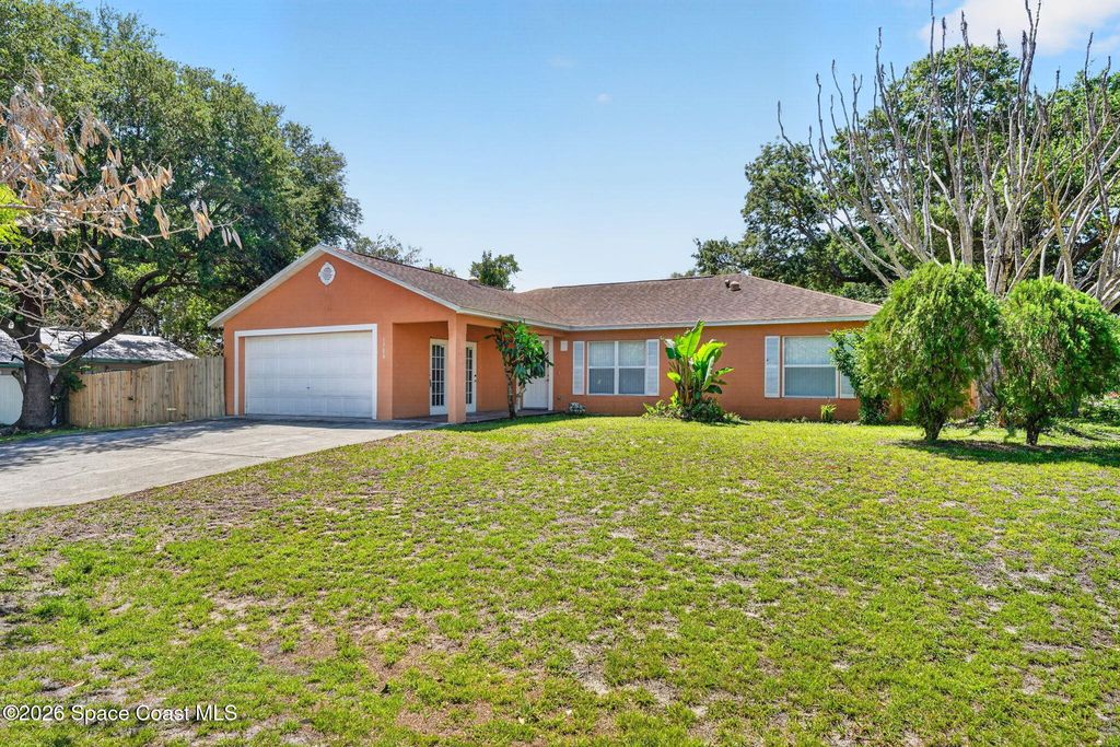 1706 Apache Street NE, Palm Bay, FL 32907