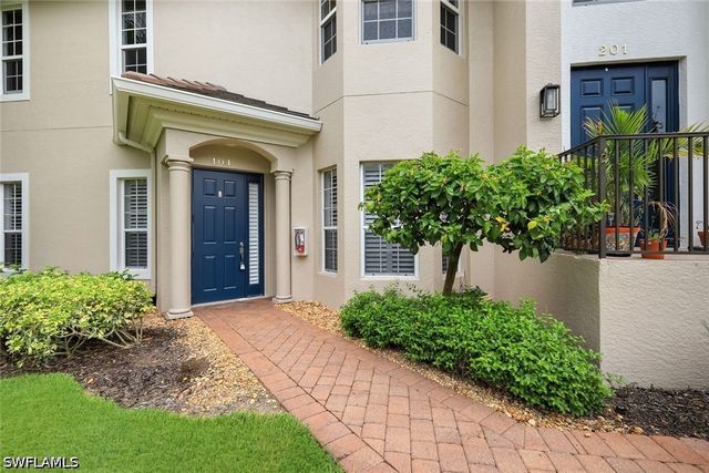 5021 Maxwell CIR 101, Naples, FL 34105