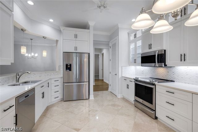 5021 Maxwell CIR 101, Naples, FL 34105