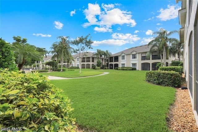 5021 Maxwell CIR 101, Naples, FL 34105