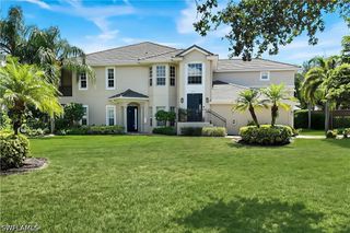 5021 Maxwell CIR 101, Naples, FL 34105