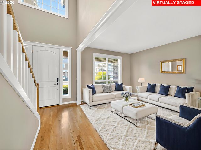 633 JUNE Dr, Molalla, OR 97038