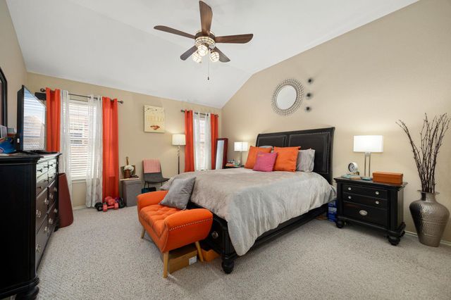 1009 Zeus CIR, Round Rock, TX 78665