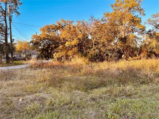 1004 SE 13TH AVENUE, Gainesville, FL 32601