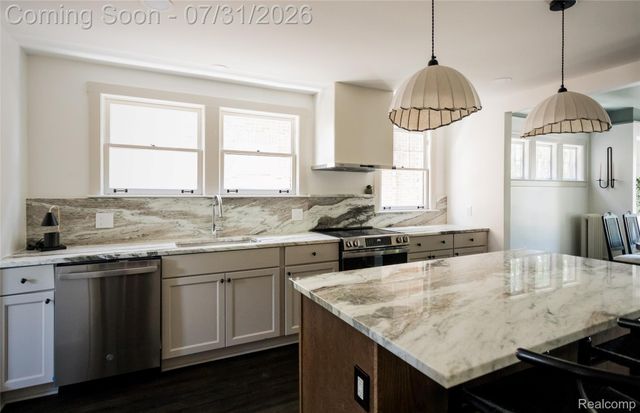 1530 Longfellow, Detroit, MI 48206