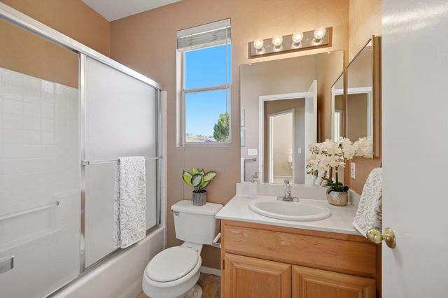 513 Manhattan Place, San Jose, CA 95136