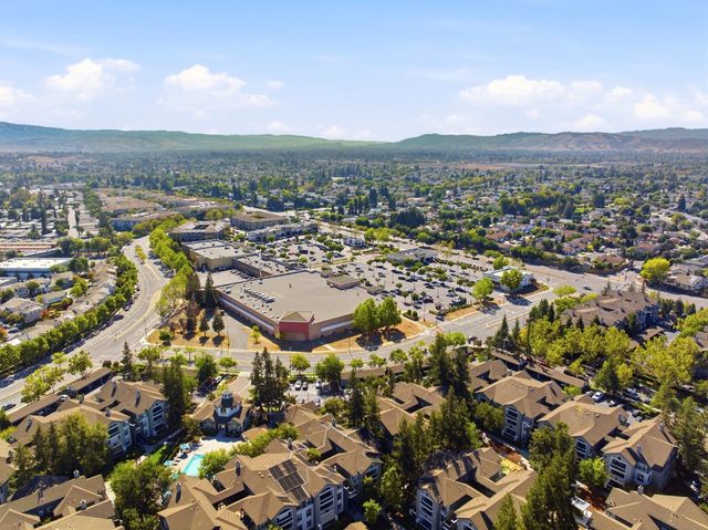513 Manhattan Place, San Jose, CA 95136