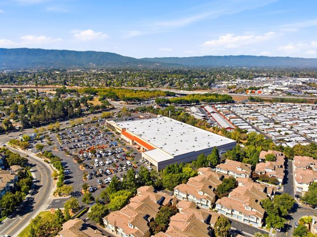 513 Manhattan Place, San Jose, CA 95136