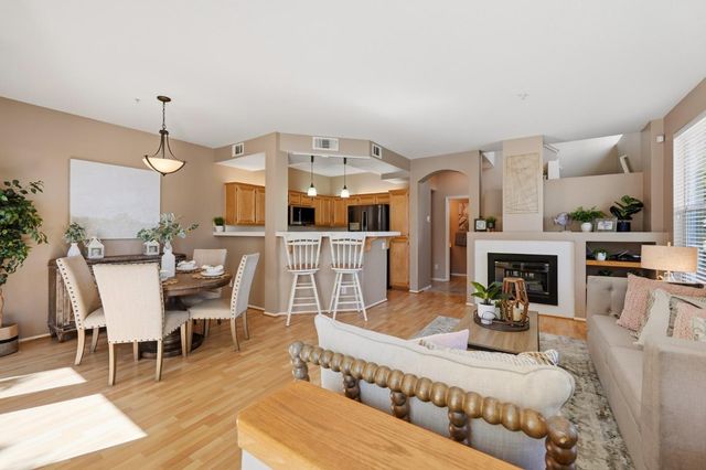 513 Manhattan Place, San Jose, CA 95136