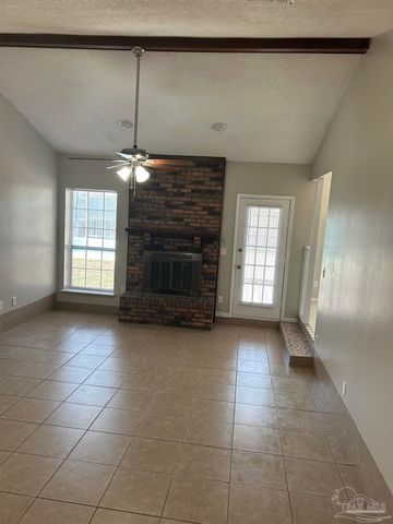 151 Deville Dr, Mary Esther, FL 32569