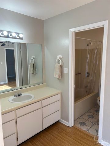 151 Deville Dr, Mary Esther, FL 32569