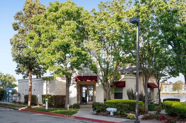 700 Baltic Circle 732, Redwood Shores, CA 94065