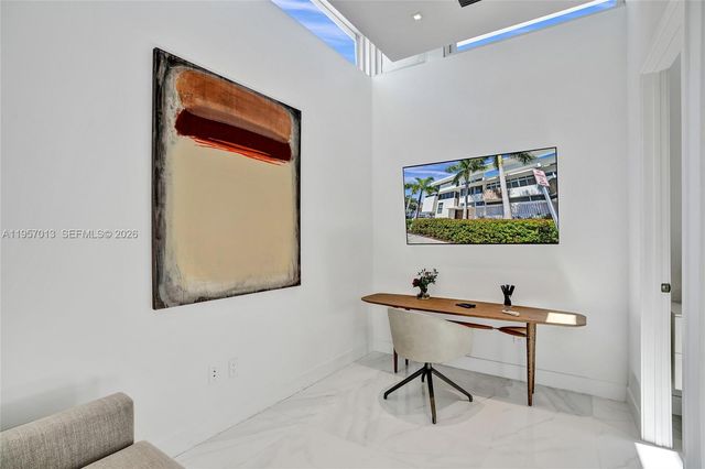 3750 Yacht Club Dr TH1, Aventura, FL 33180