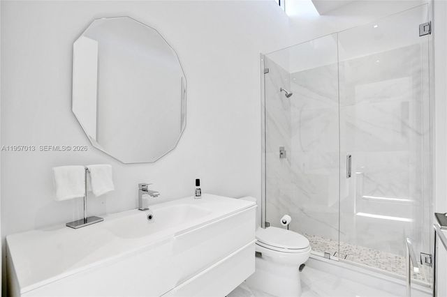 3750 Yacht Club Dr TH1, Aventura, FL 33180