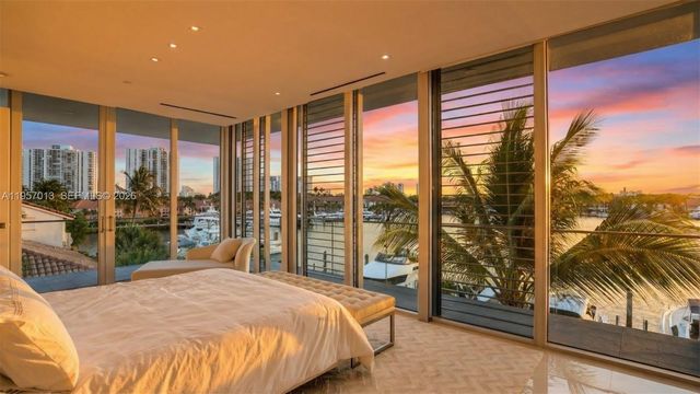 3750 Yacht Club Dr TH1, Aventura, FL 33180