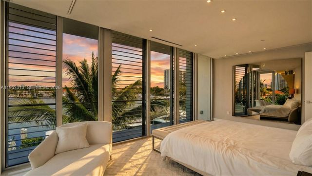 3750 Yacht Club Dr TH1, Aventura, FL 33180