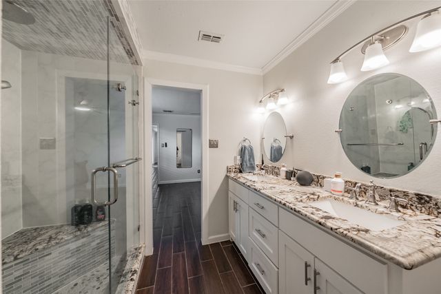 337 Snapdragon Court, Burleson, TX 76028