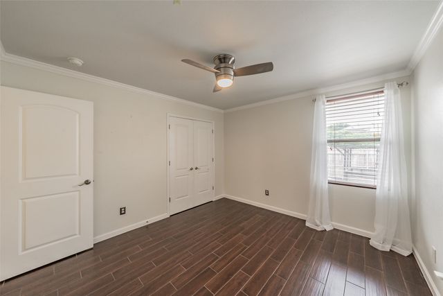 337 Snapdragon Court, Burleson, TX 76028