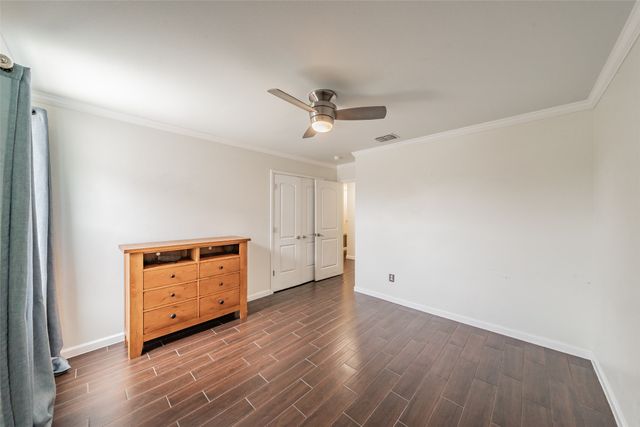 337 Snapdragon Court, Burleson, TX 76028