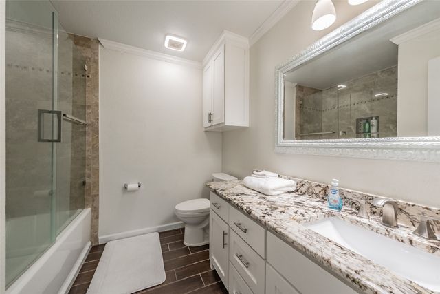 337 Snapdragon Court, Burleson, TX 76028