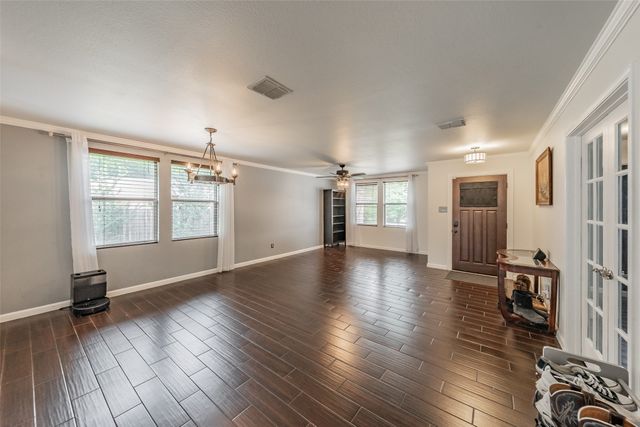 337 Snapdragon Court, Burleson, TX 76028