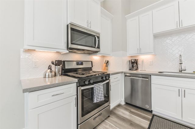 5902 Gardendale Drive B, Houston, TX 77092