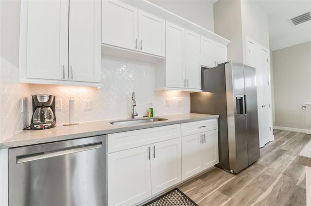 5902 Gardendale Drive B, Houston, TX 77092